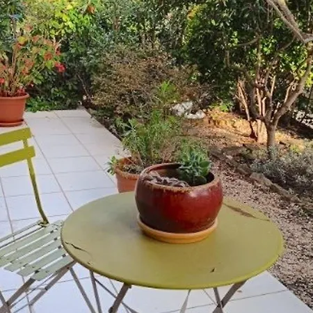 Spacieux Avec Jardin Et Terrasse A Saint-raphael - 6 Couchages, Parking Inclus - Fr-1-226a-169 Апартаменты *